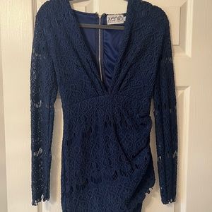 Xenia Boutique Navy Lace Long-Sleeve Bodycon Size 6